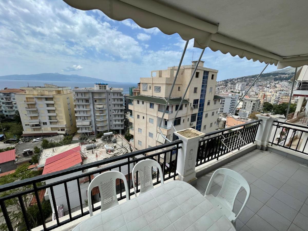 Flower Apartment Sarandë Exteriör bild